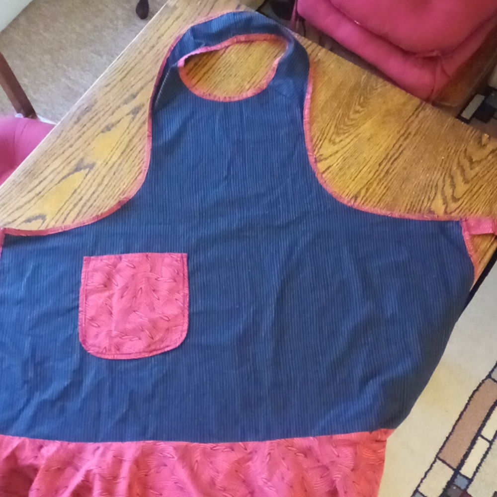 Apron NWOT
